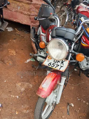TVS HLX 125 2019 Red