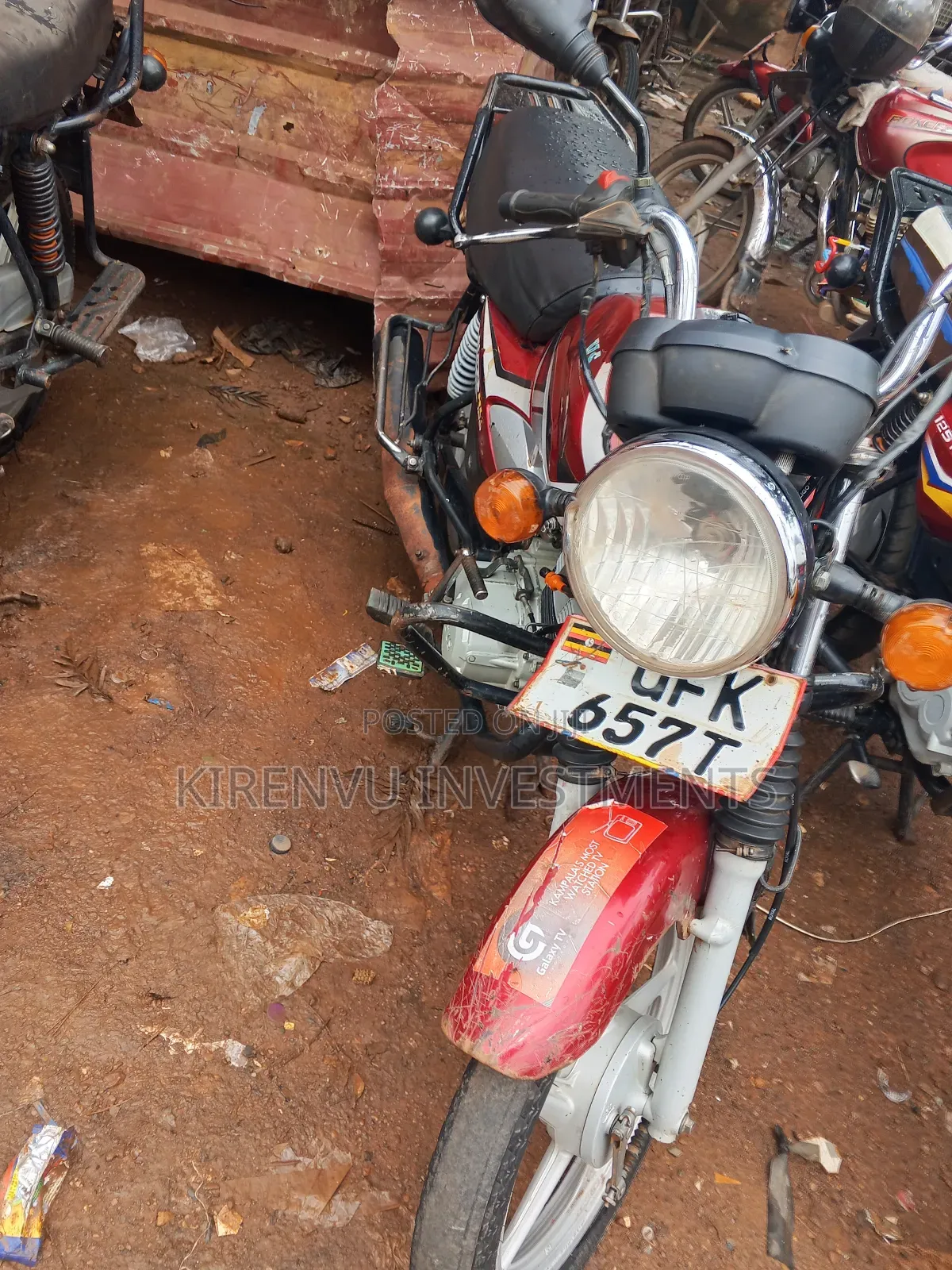 TVS HLX 125 2019 Red