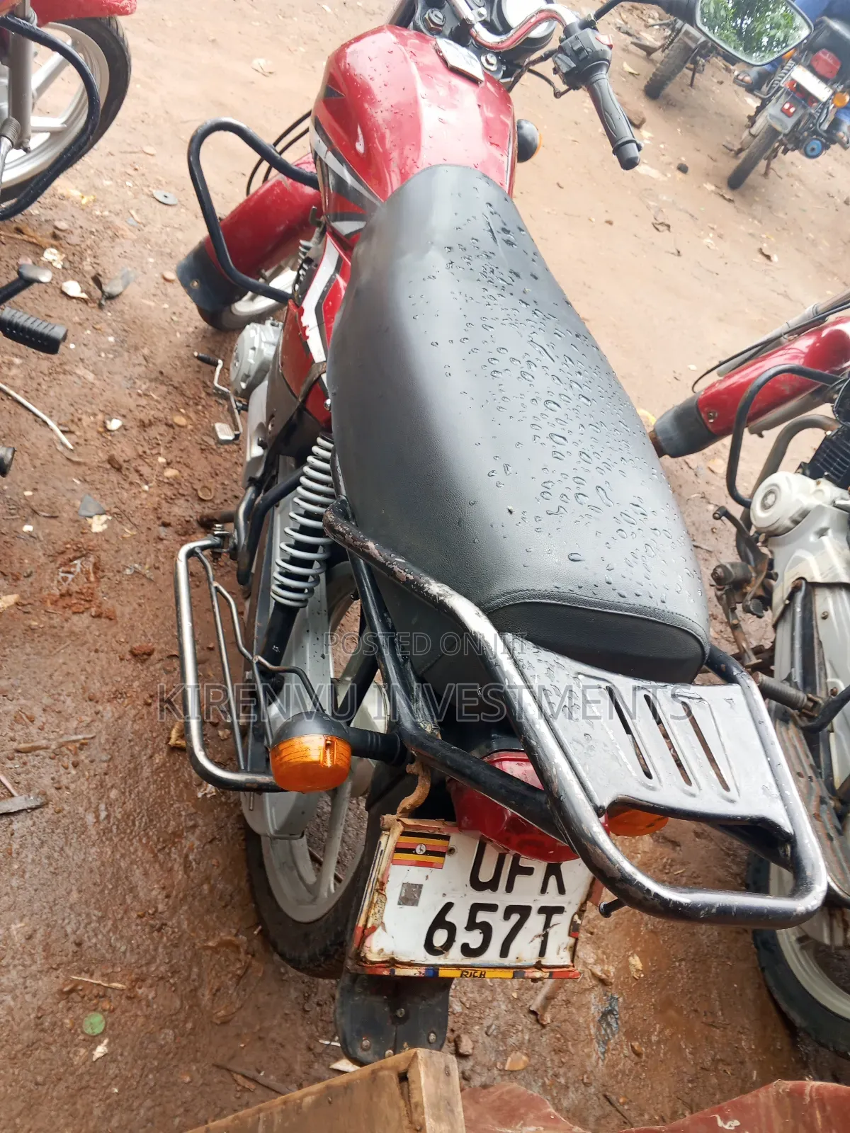 TVS HLX 125 2019 Red