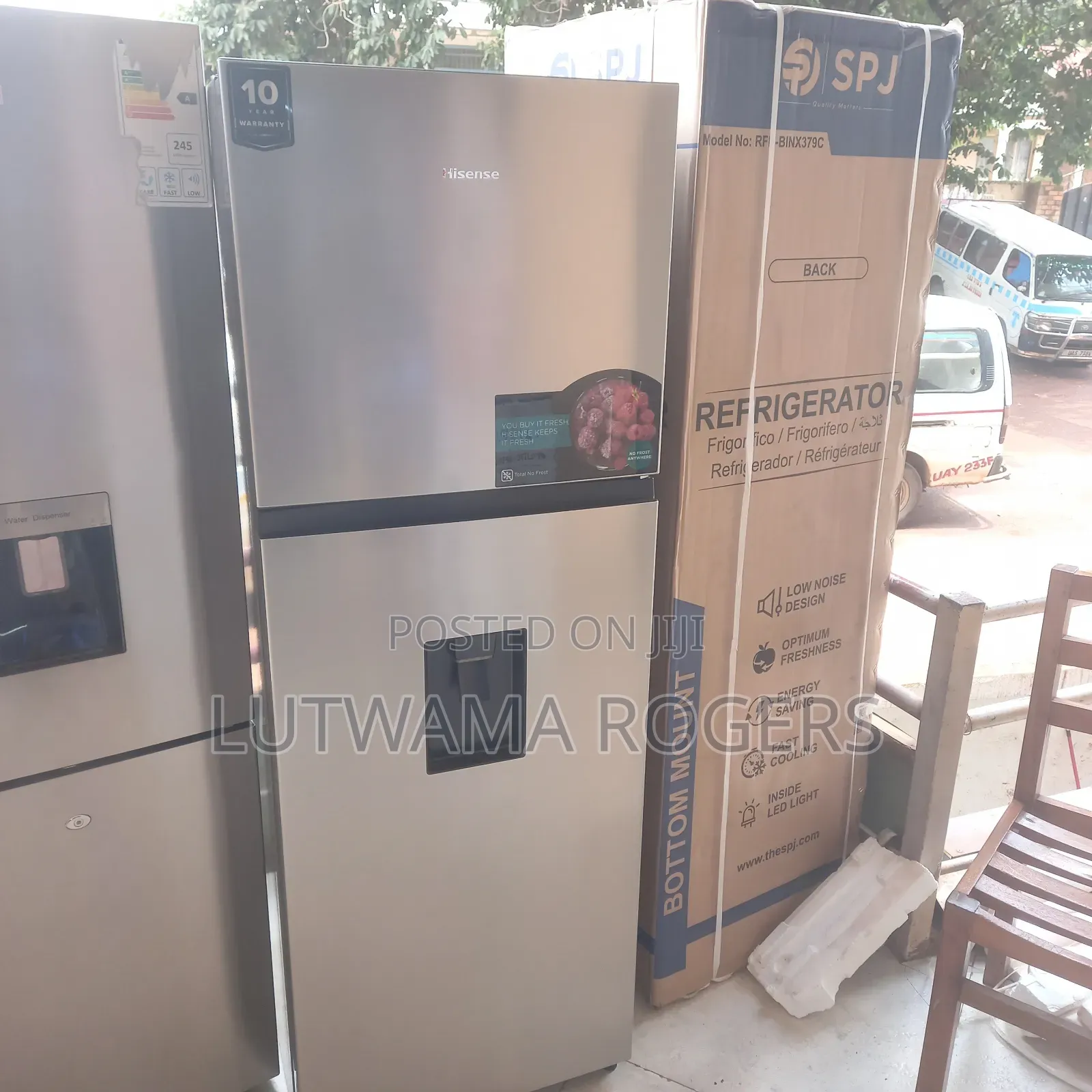 Hisense 419ltrs With Dispenser