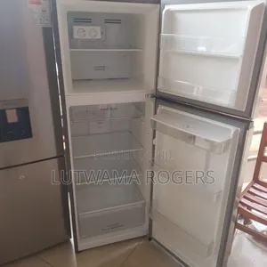 Hisense 419ltrs With Dispenser