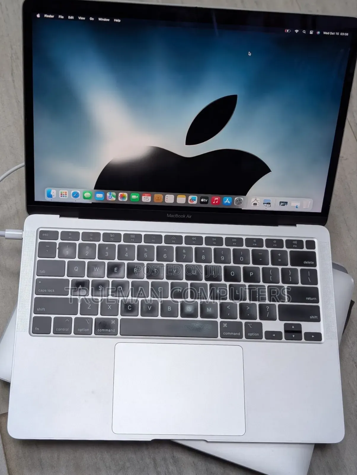 Laptop Apple MacBook Air 2020 8GB Intel Core i5 SSD 512GB