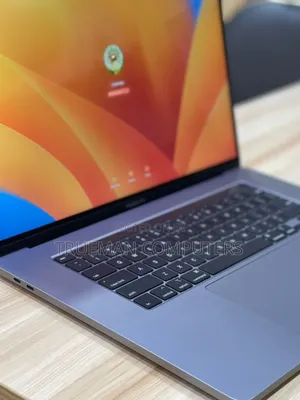 Laptop Apple MacBook Pro 2019 16GB Intel Core i9 SSD 1T