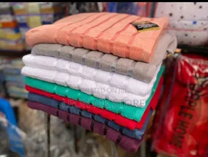 Lobby Style Solid Towels
