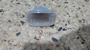 Harrier Kawundo and Rav4 Ordinary Fender Light