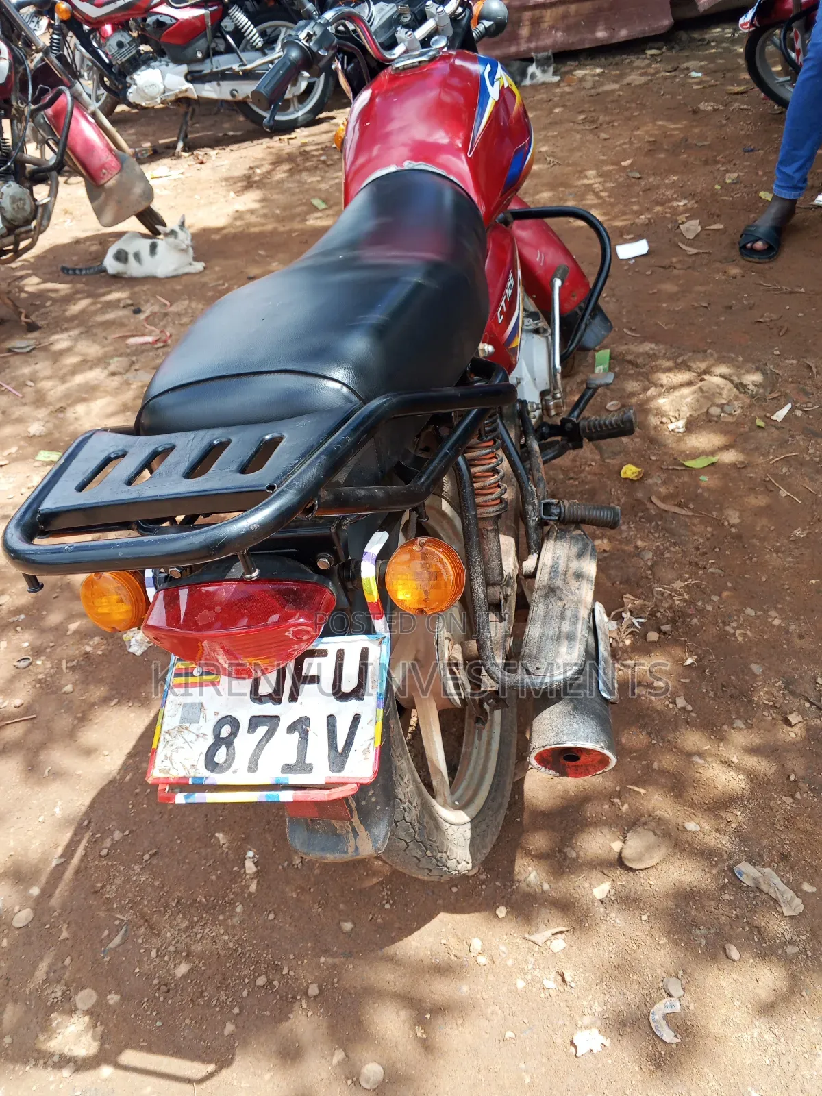 Bajaj Boxer 125 2022 Red