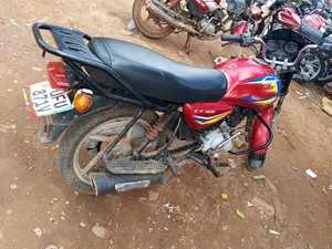 Bajaj Boxer 125 2022 Red