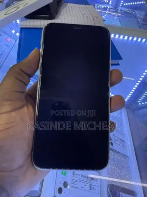 Apple iPhone 11 128 GB White