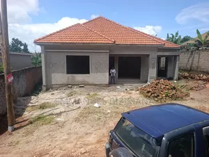 4bdrm Bungalow in Mamerito Road, Central Division for sale