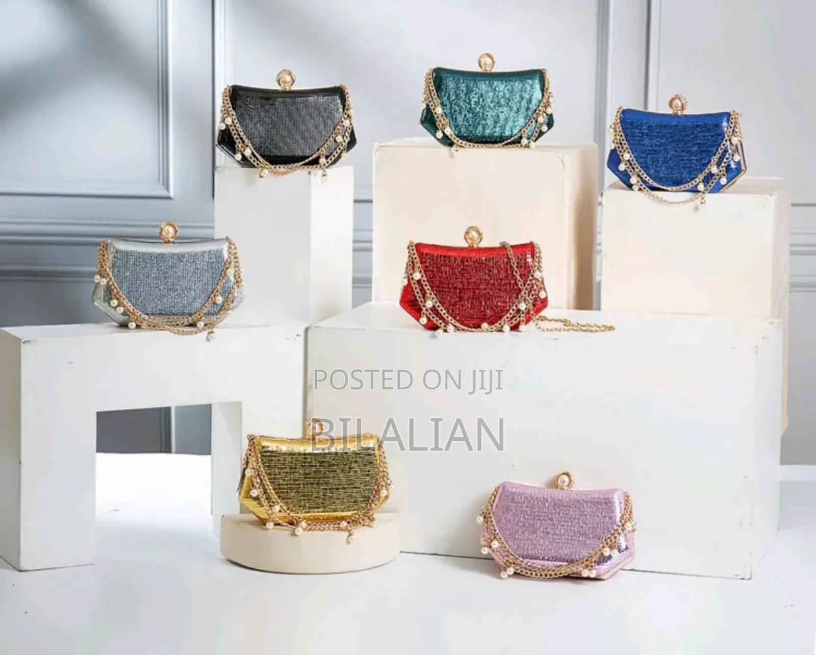 High-Quality Ladies’ Designer Handbag – Elegant Durable