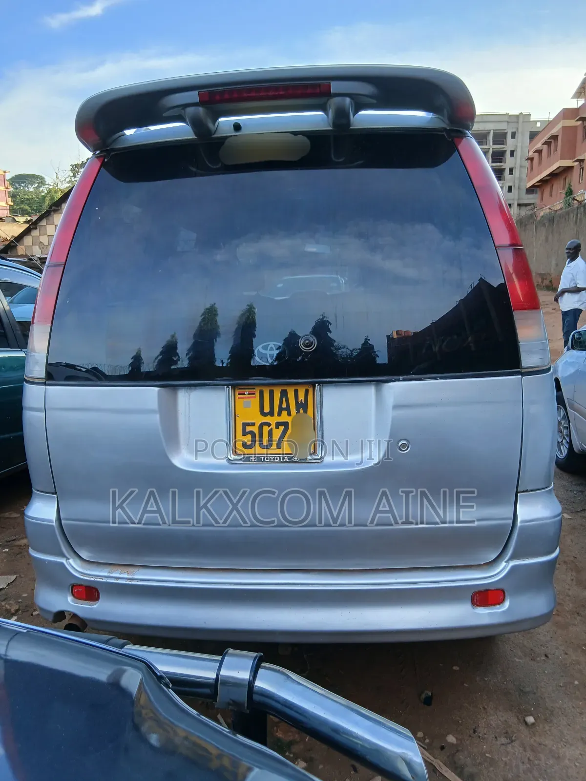 Toyota Noah 2002 Silver