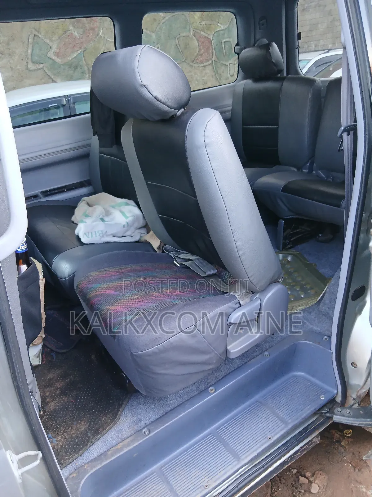 Toyota Noah 2002 Silver