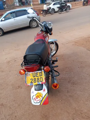 Bajaj Boxer 100 2019 Red