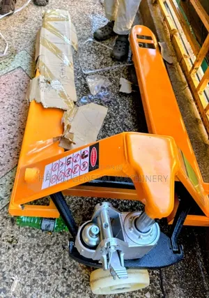 3tonnes Pallet Truck (Royalty)