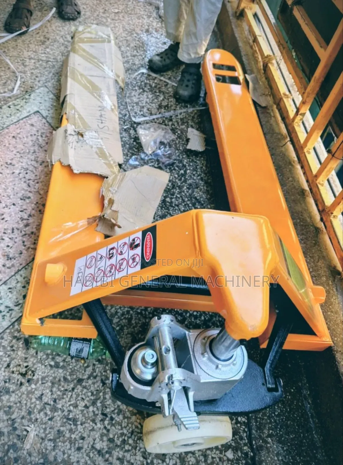 3tonnes Pallet Truck (Royalty)