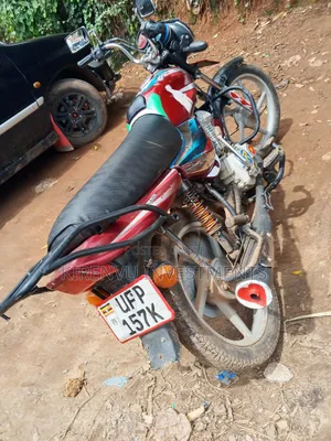 TVS HLX 125 2022 Red