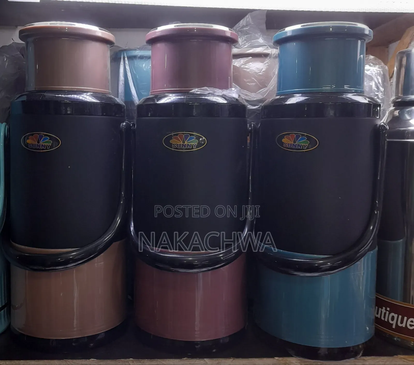 Its 3.2 Vacuum Flask