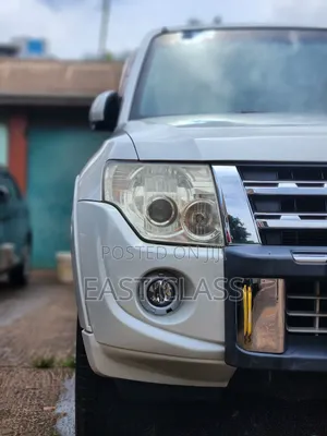 Mitsubishi Pajero 3.0 2012 White