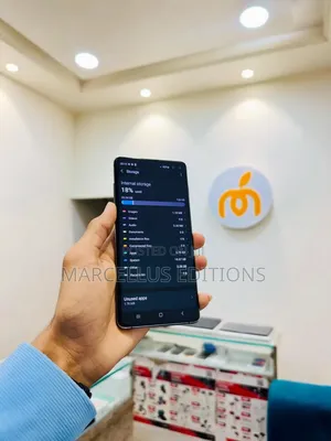 Samsung Galaxy S10 Plus 128 GB Black
