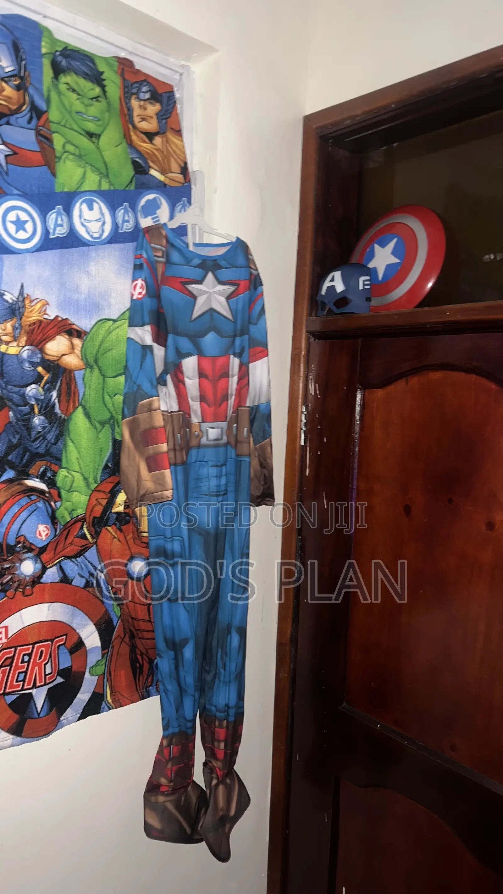 Captain America Outfit