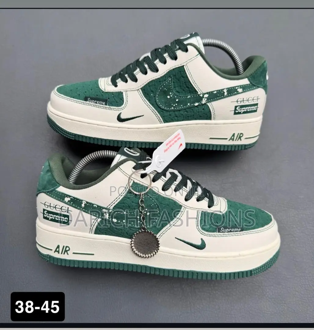 Nike Air Force 1
