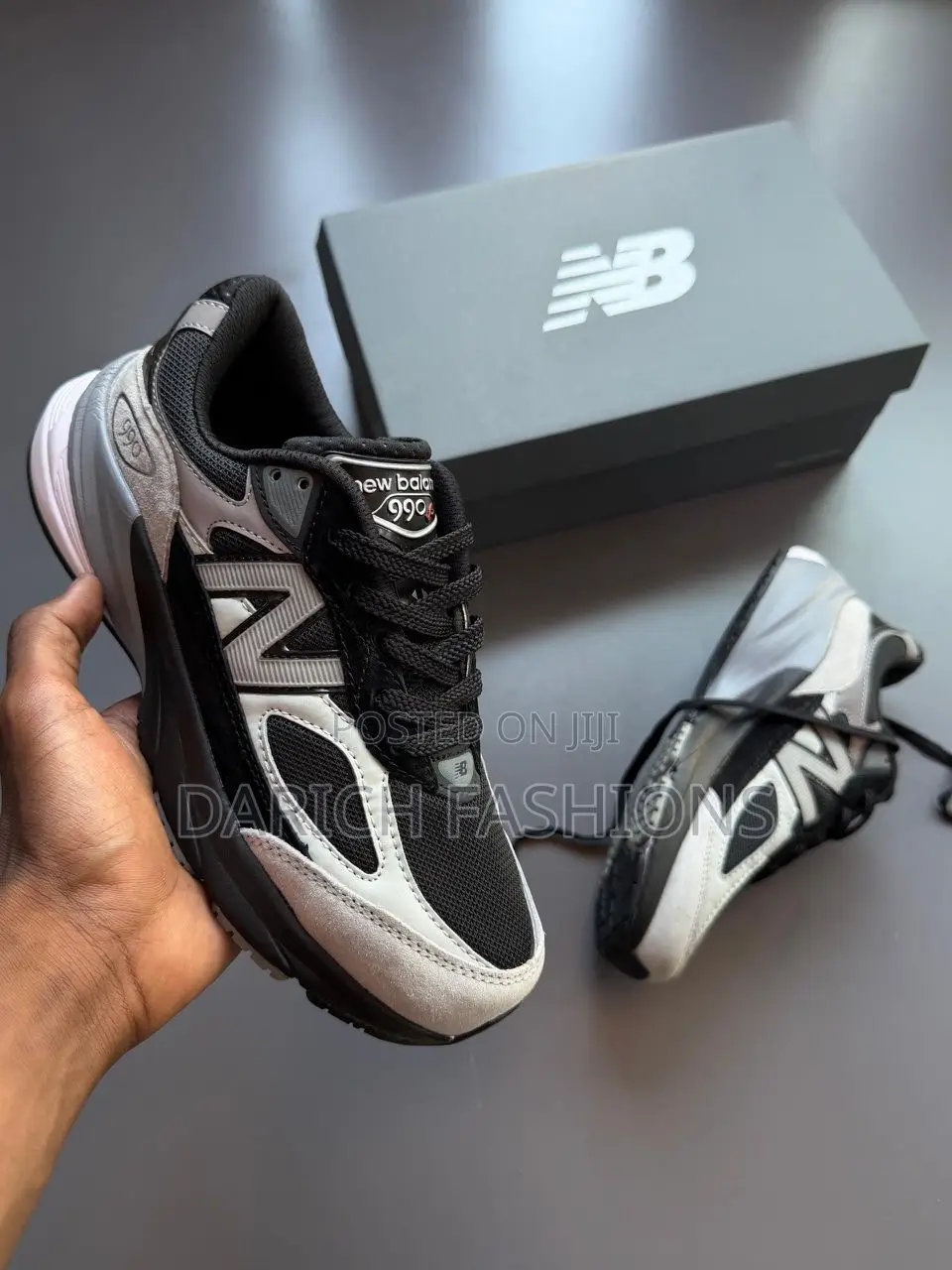 New Balance 9060