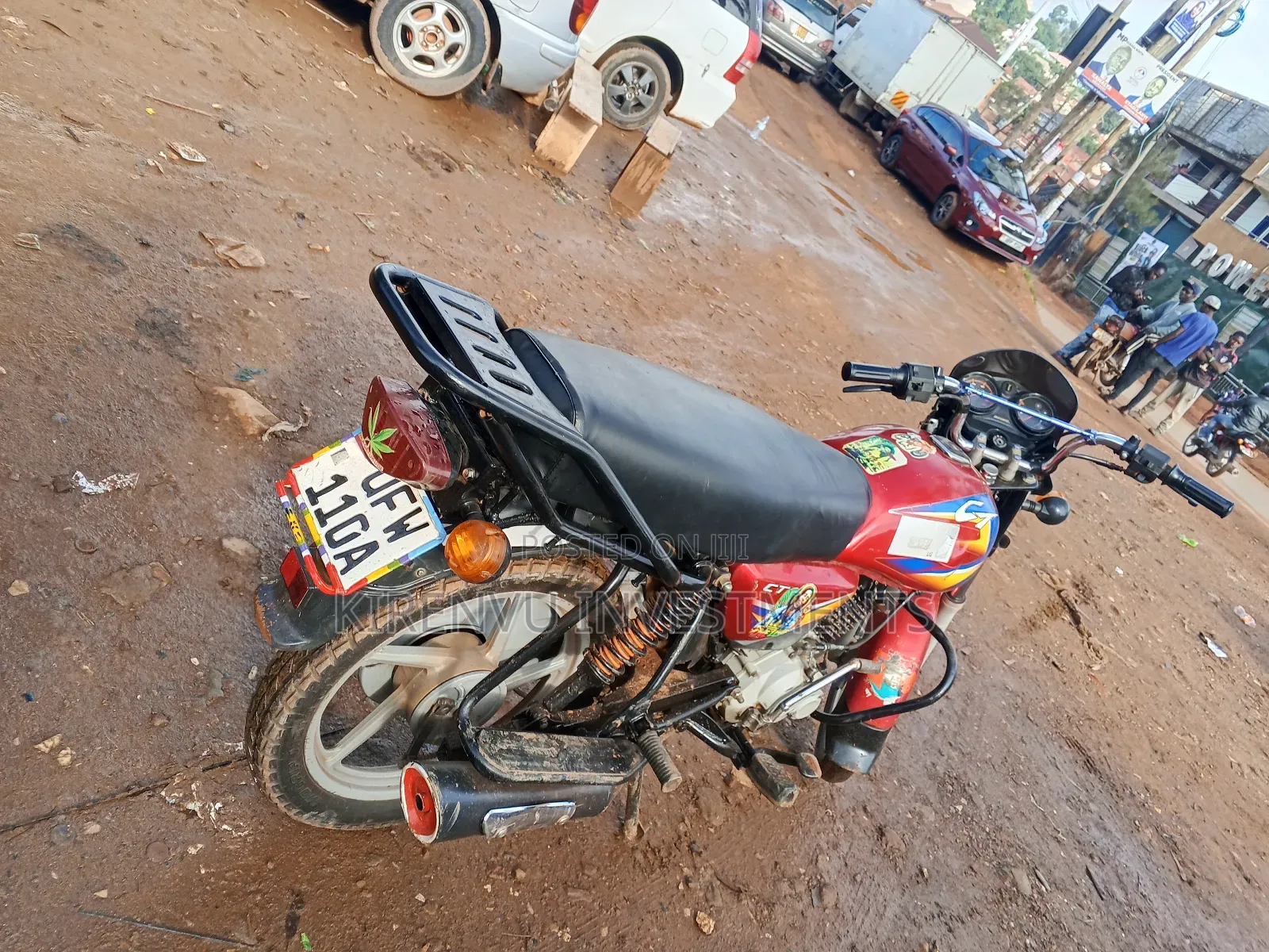 Bajaj Boxer 125 2022 Red