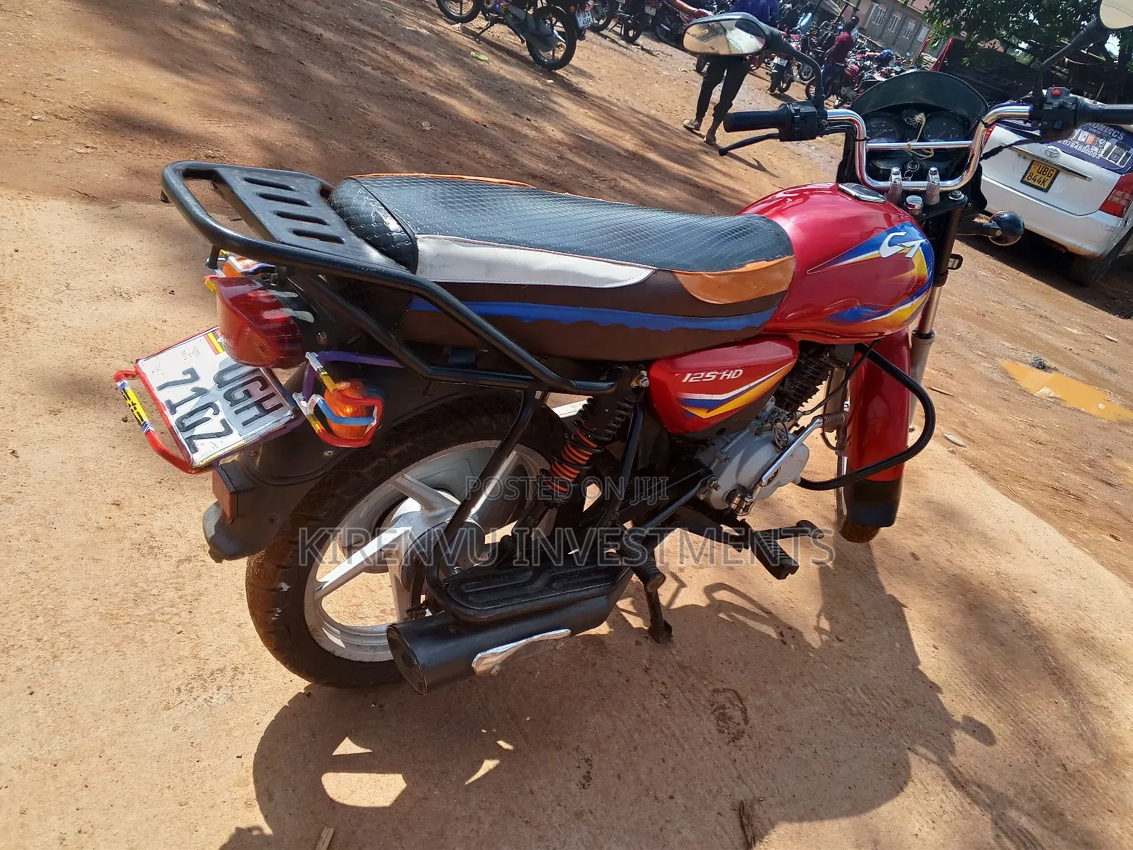 Bajaj Boxer 125 2022 Red
