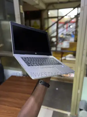 Laptop HP ProBook 640 G5 8GB Intel Core i7 SSHD (Hybrid) 256GB