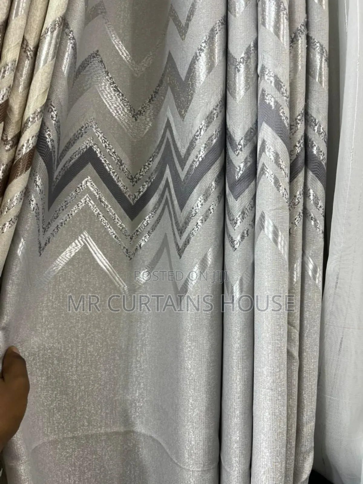 Curtains Zigzag Materials