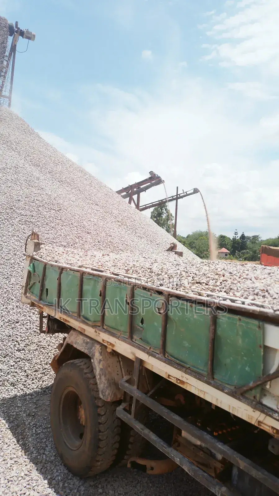 Lake Sand , Plasta, Clay Bricks, Aggregates, Marrum