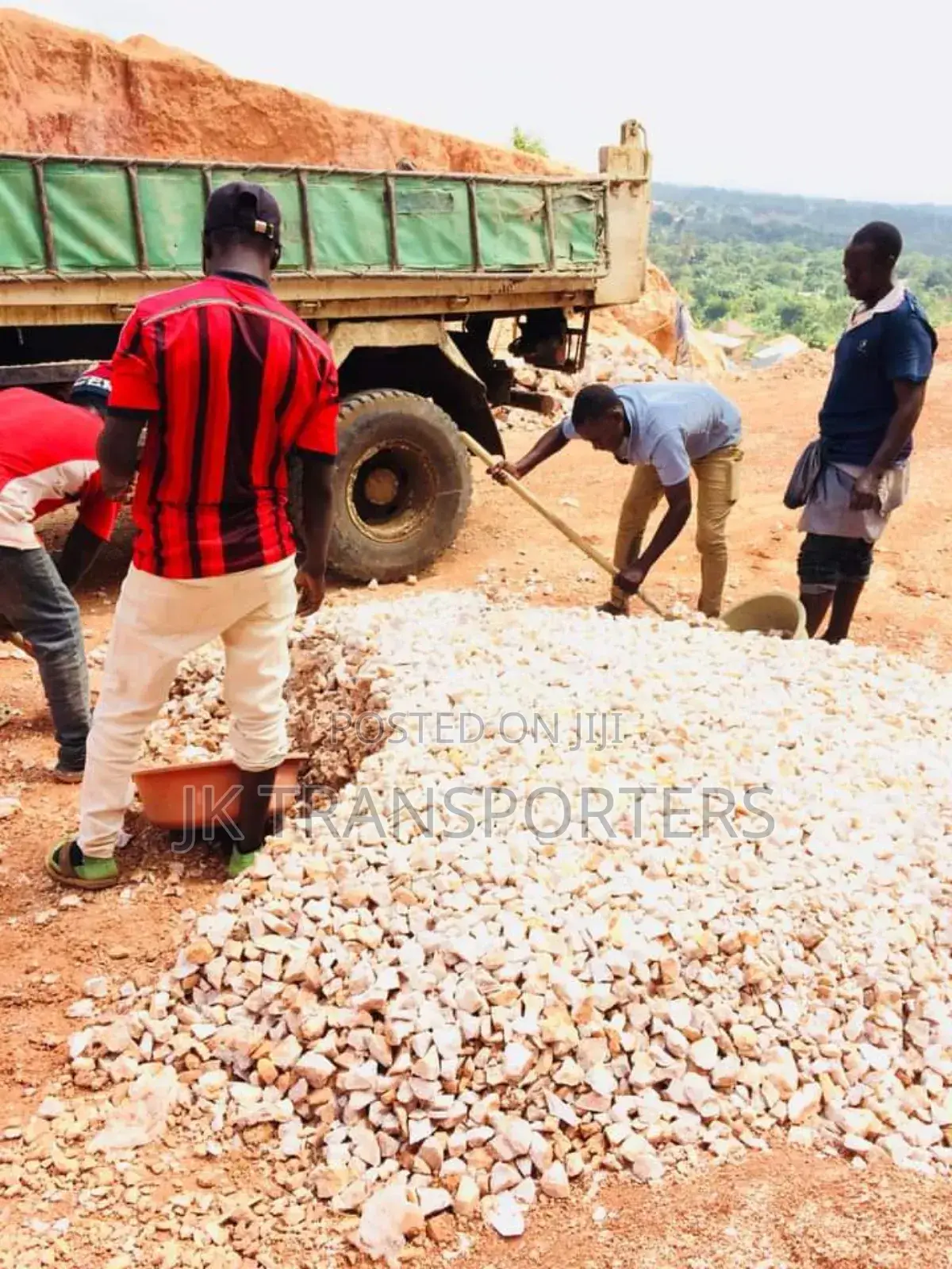 Lake Sand , Plasta, Clay Bricks, Aggregates, Marrum