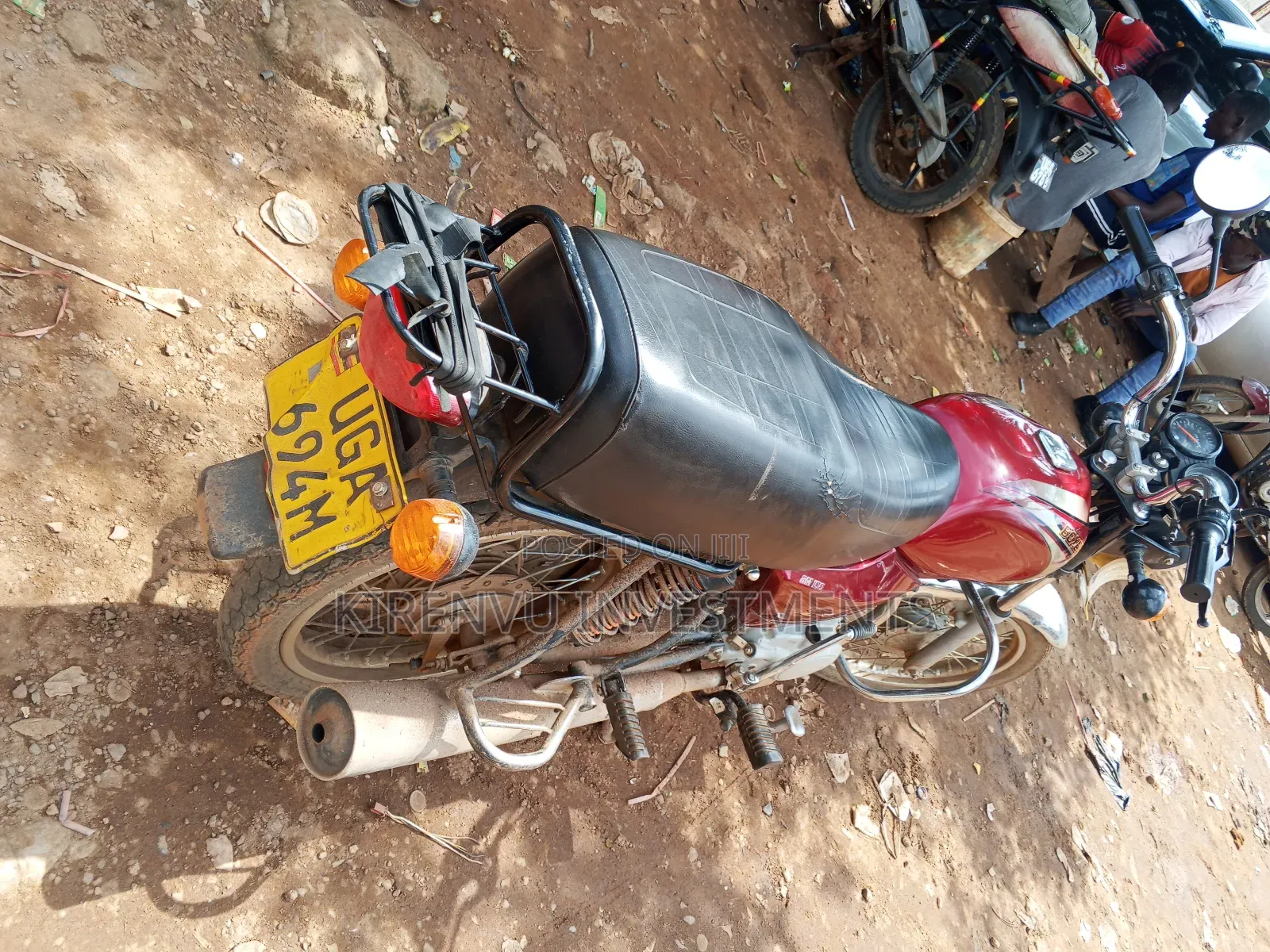 Bajaj Boxer 100 2025 Red
