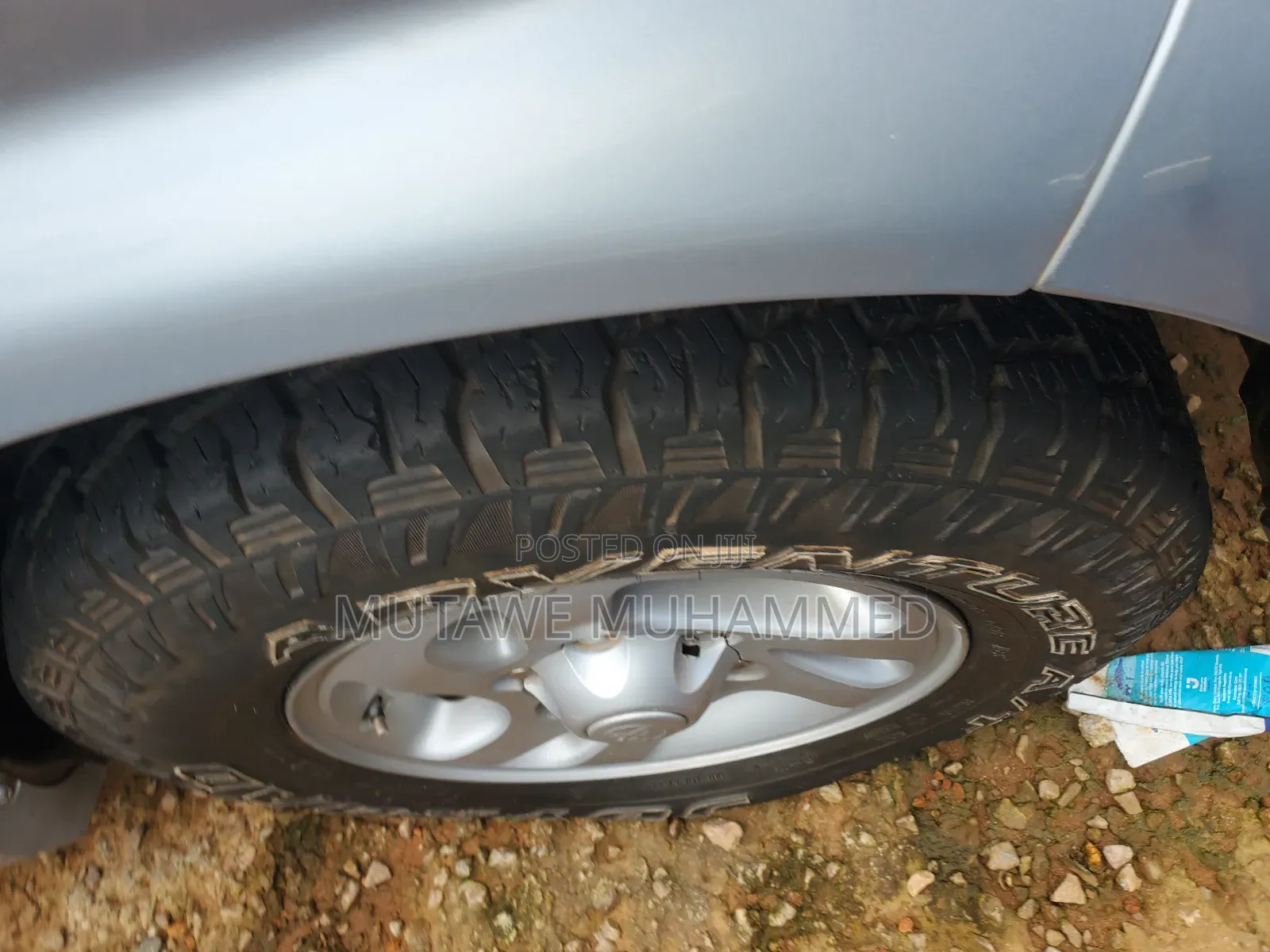 Toyota Regius 2000 Silver