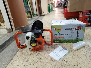 Earth Auger 5200 Model With 3 Bits