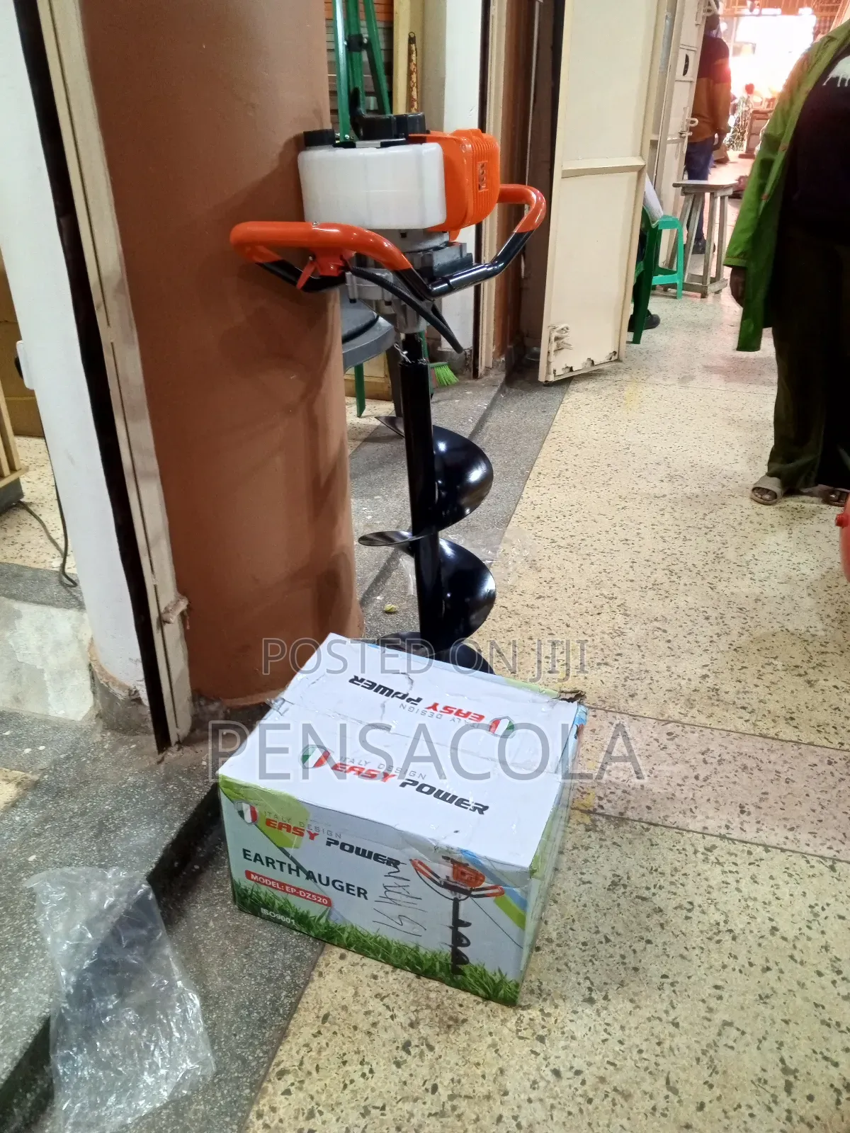 Earth Auger 5200 Model With 3 Bits