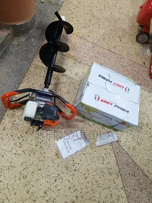 Earth Auger 5200 Model With 3 Bits