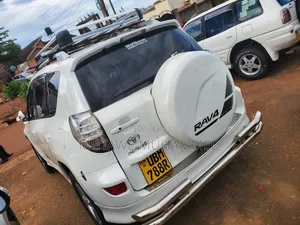 Toyota RAV4 2010 White