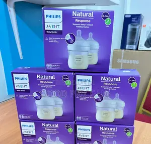 Philips Avent Natural Response Baby Bottle (125ml/4oz, 2-Pack).