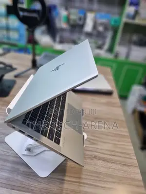 Laptop HP EliteBook 830 G8 16GB Intel Core i7 SSD 512GB