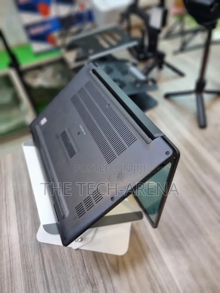 Laptop Dell Latitude 7400 8GB Intel Core i7 SSD 256GB