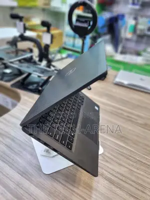 Laptop Dell Latitude 7400 8GB Intel Core i7 SSD 256GB
