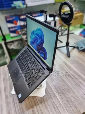 Laptop Dell Latitude 7400 8GB Intel Core i7 SSD 256GB