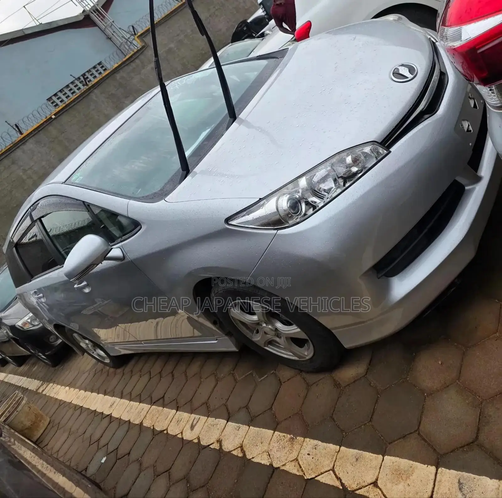 Toyota Wish 2013 Silver