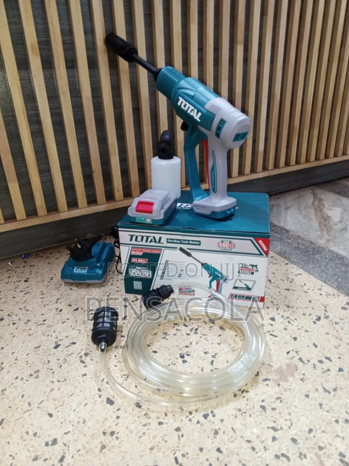 Cordless Pressure Washer Total