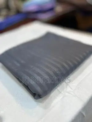 Bed Sheets With Invisible Stripes