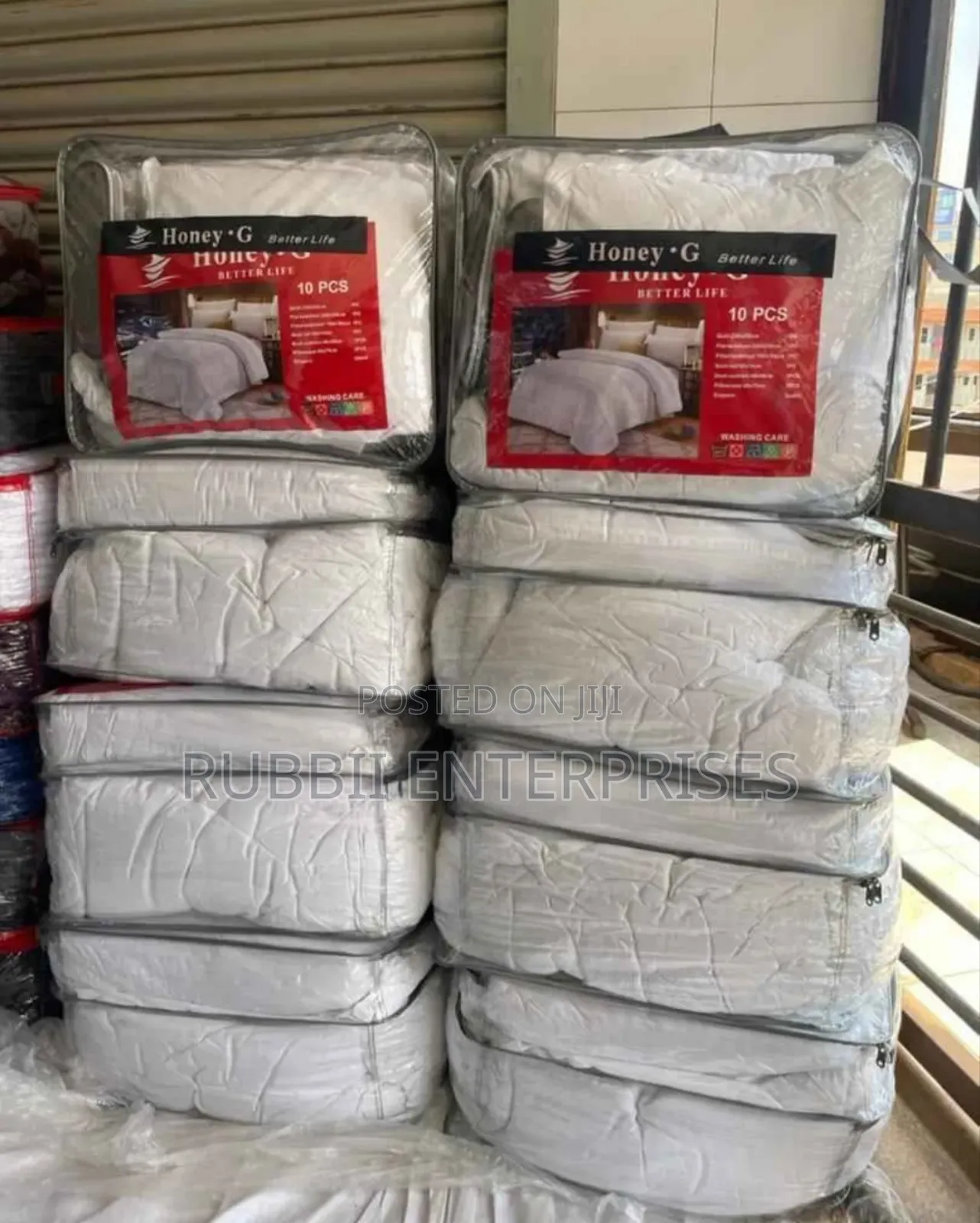 10 Pc Duvet ~ White