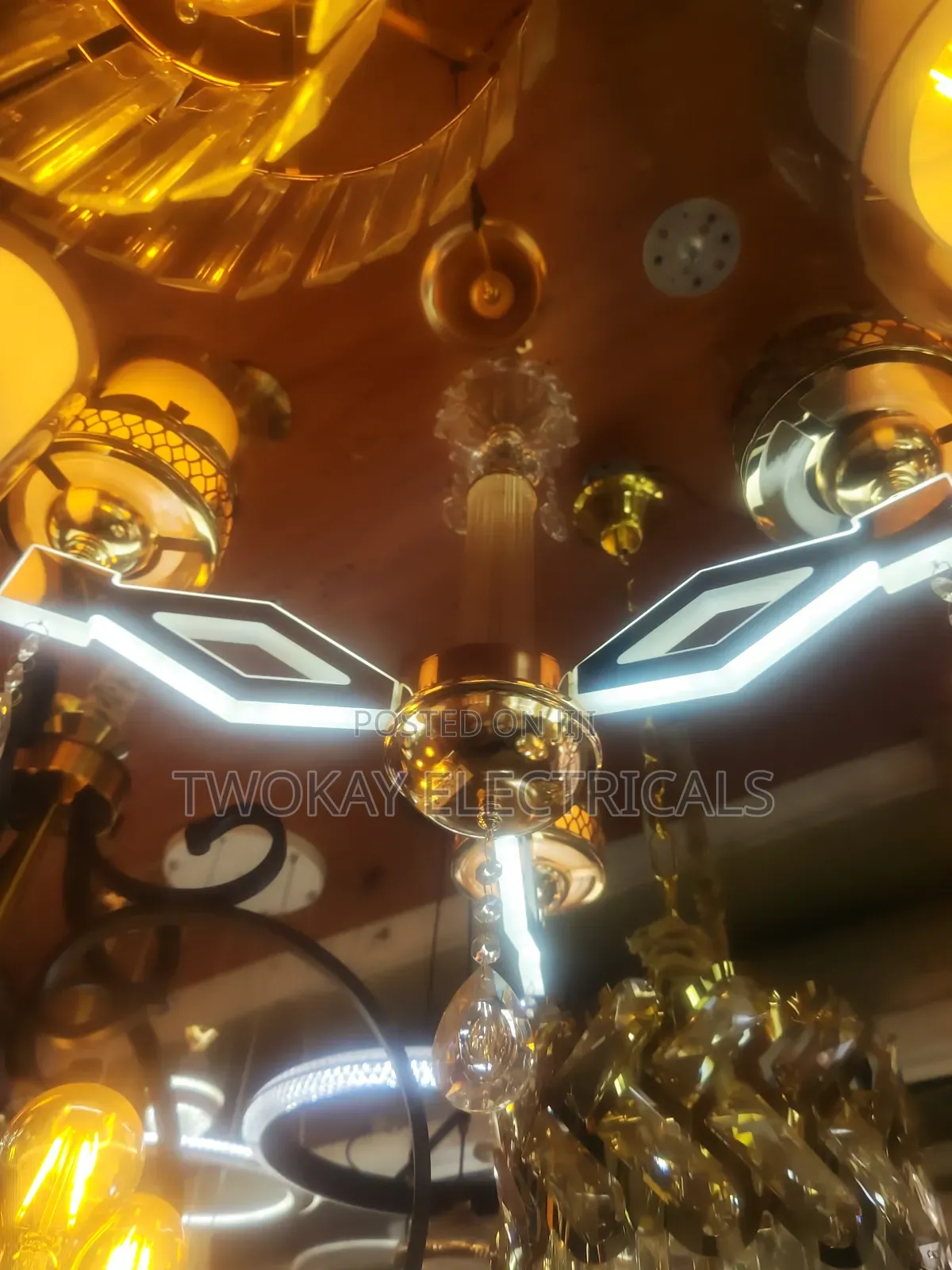 Three Arm Led Pendant Light