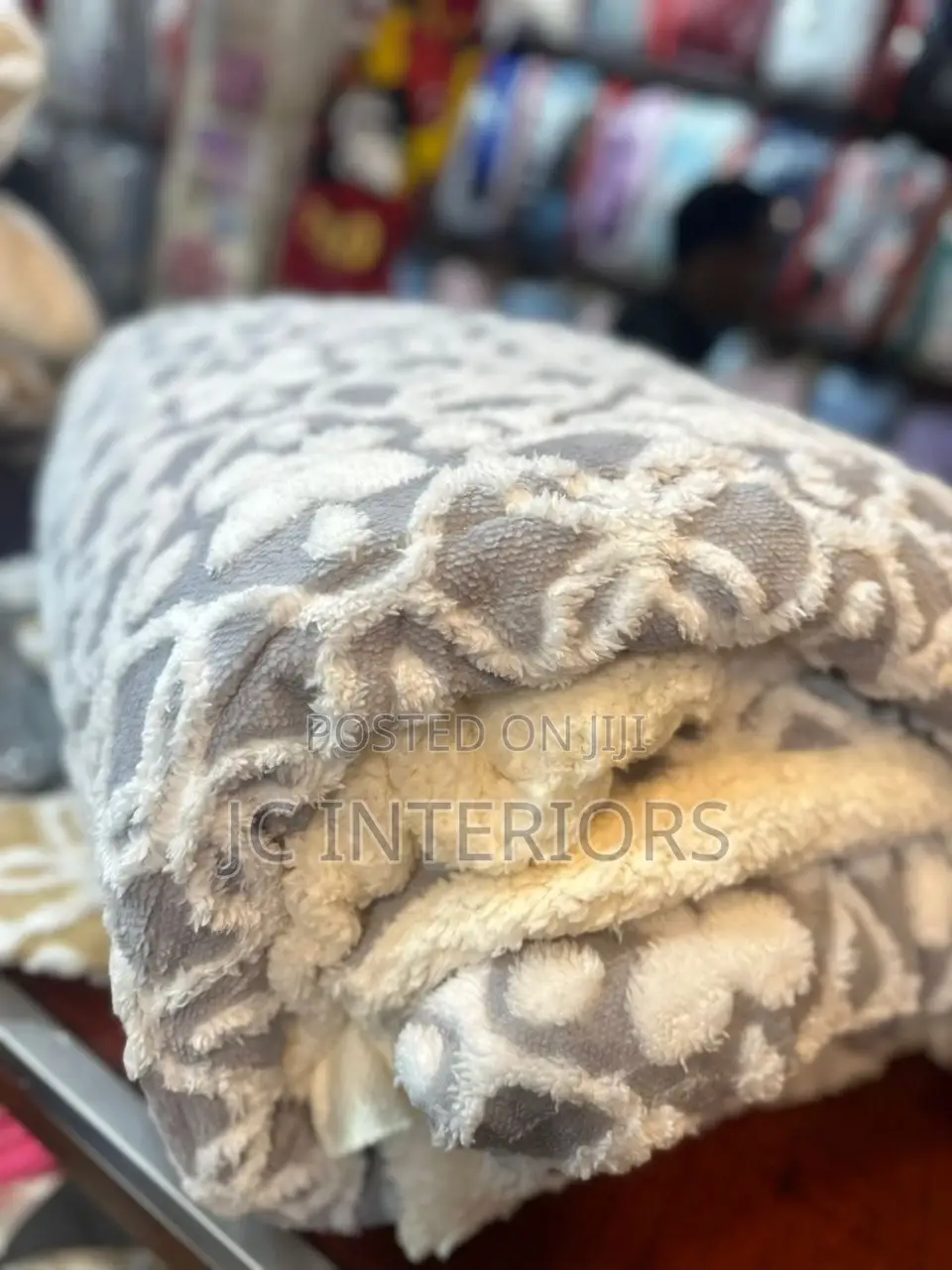 Duvet - Velvet, Woolen , Soft - 4pc