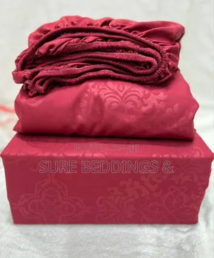 Maroon Fitted Bedsheets